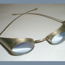 C1830  SPECTACLES FOR PHOTOPHOBIA