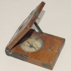 UNUSUAL ITALIAN FRUITWOOD DIPTYCH DIAL