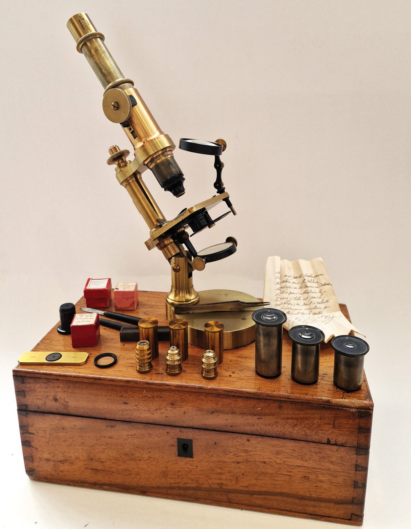 Rare patented microscope by Bouquette in Paris, circa 1870