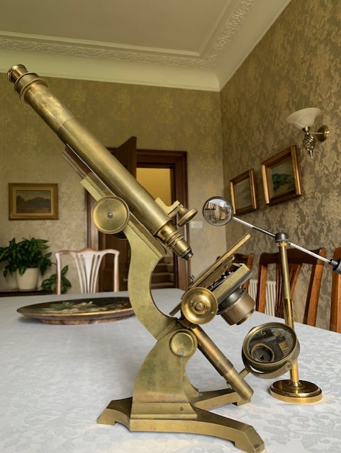 SOLD – Moritz Pillischer – Improved Medical Microscope in Brass – circa 1860s