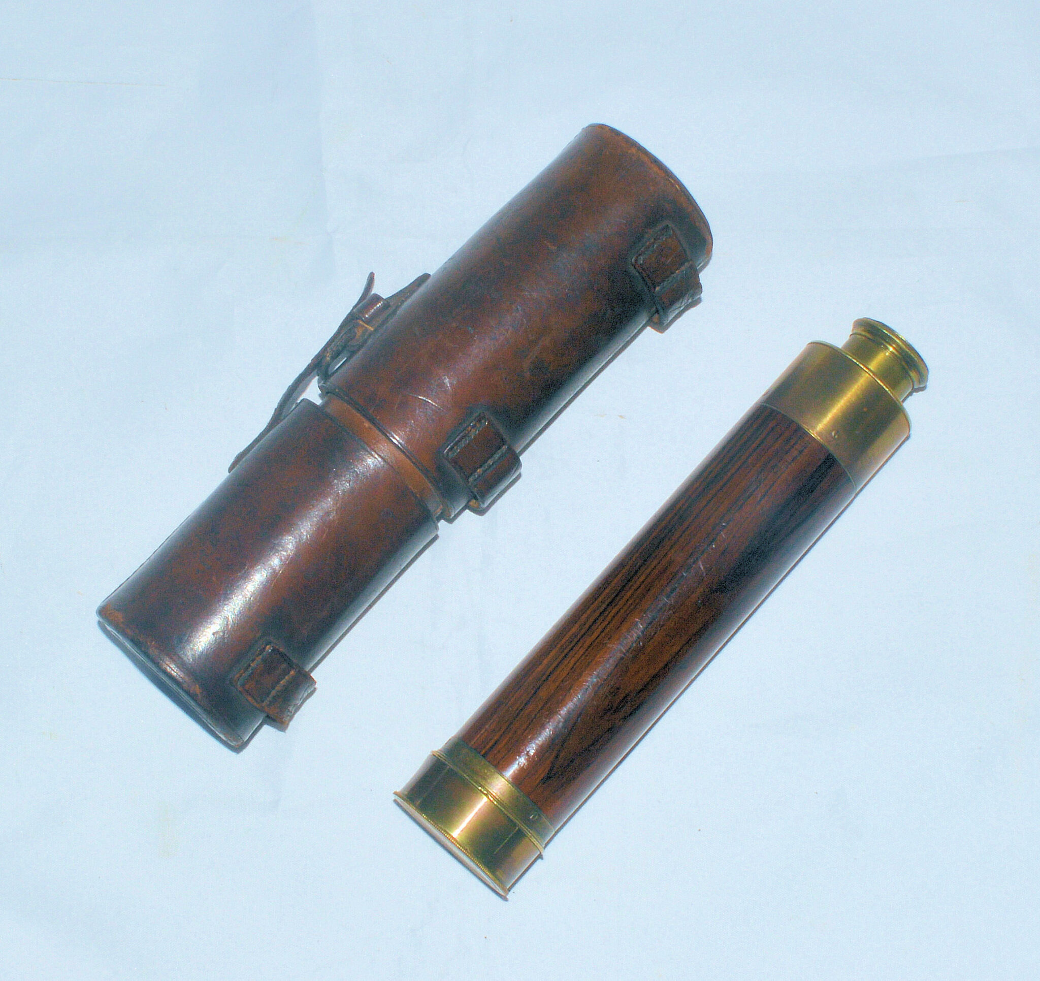 SOLD – Three draw Irish telescope – Mason, Dublin.