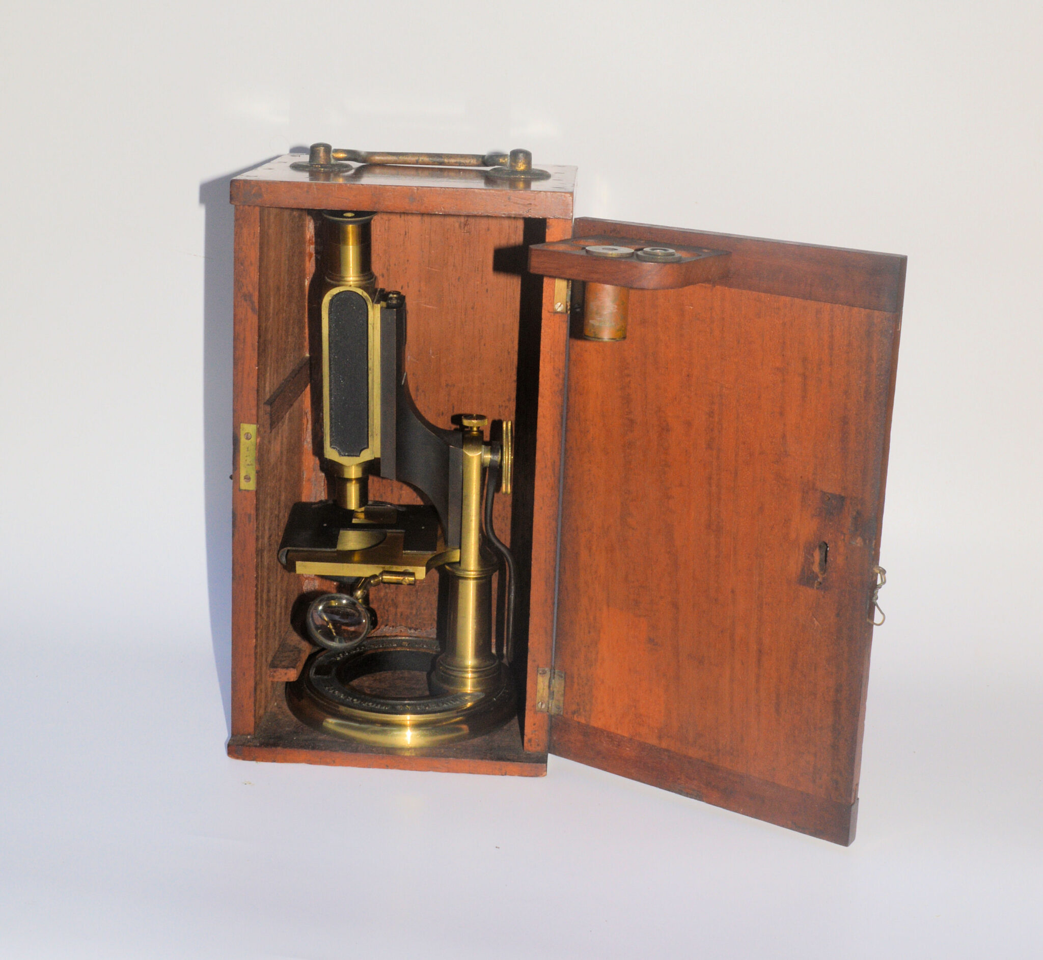 Fusee chain Universal microscope – Smith Beck & Beck.