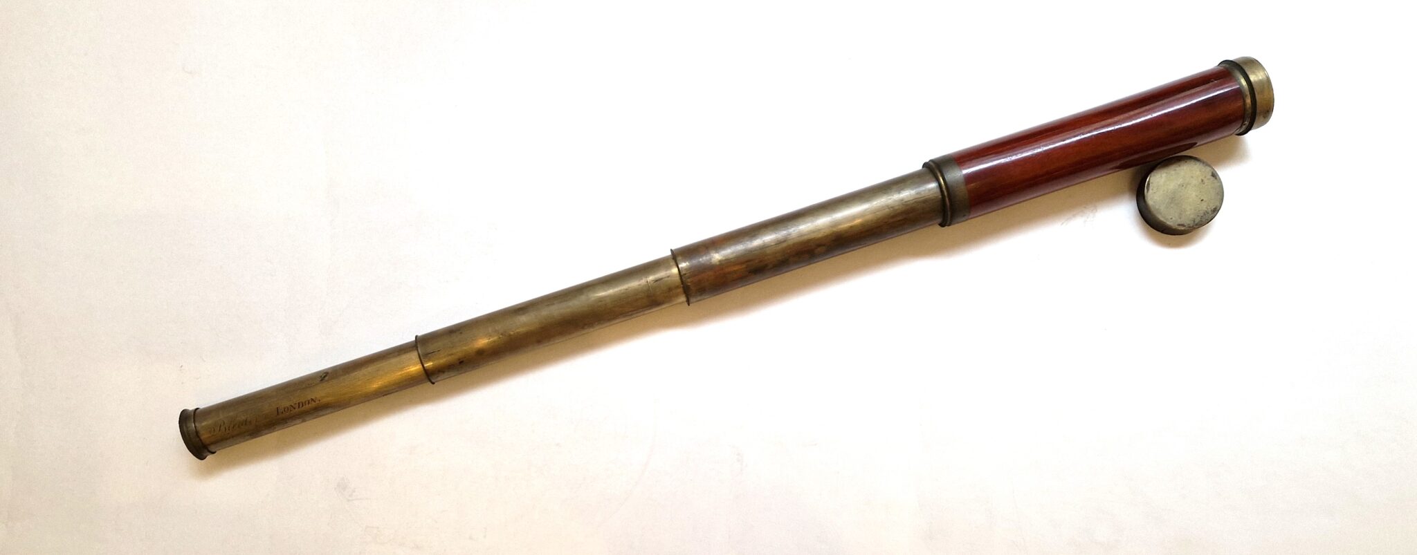 An achromatic brass and mahogany telescope by Bleuler, circa 1800