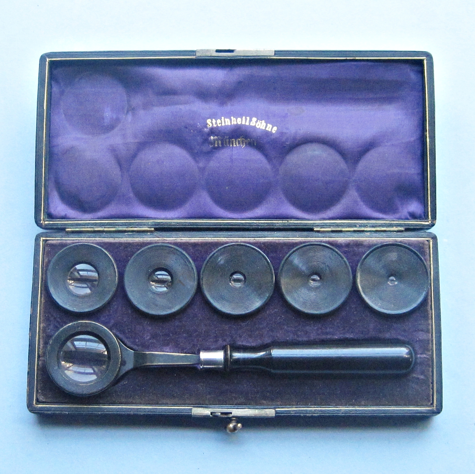 C.A. Steinheil Söhne, Muenchen: Set of 6 aplanatic loupes with handle c. 1880